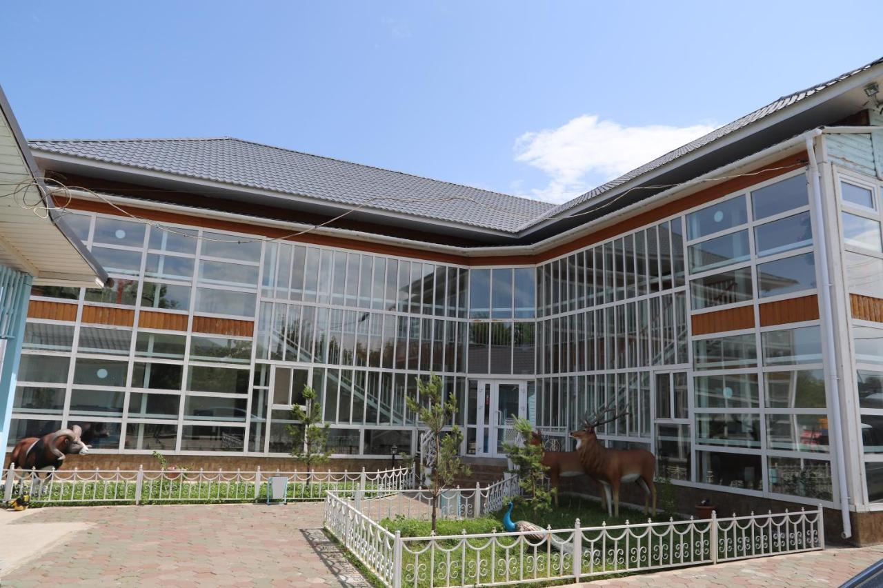 Hotel Eurasia Deluxe Borovoe Bagian luar foto
