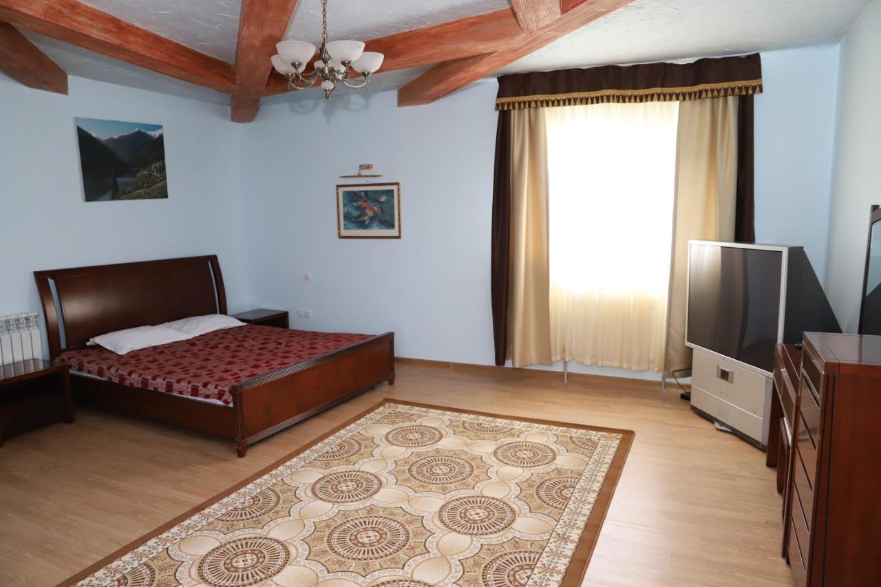 Hotel Eurasia Deluxe Borovoe Bagian luar foto