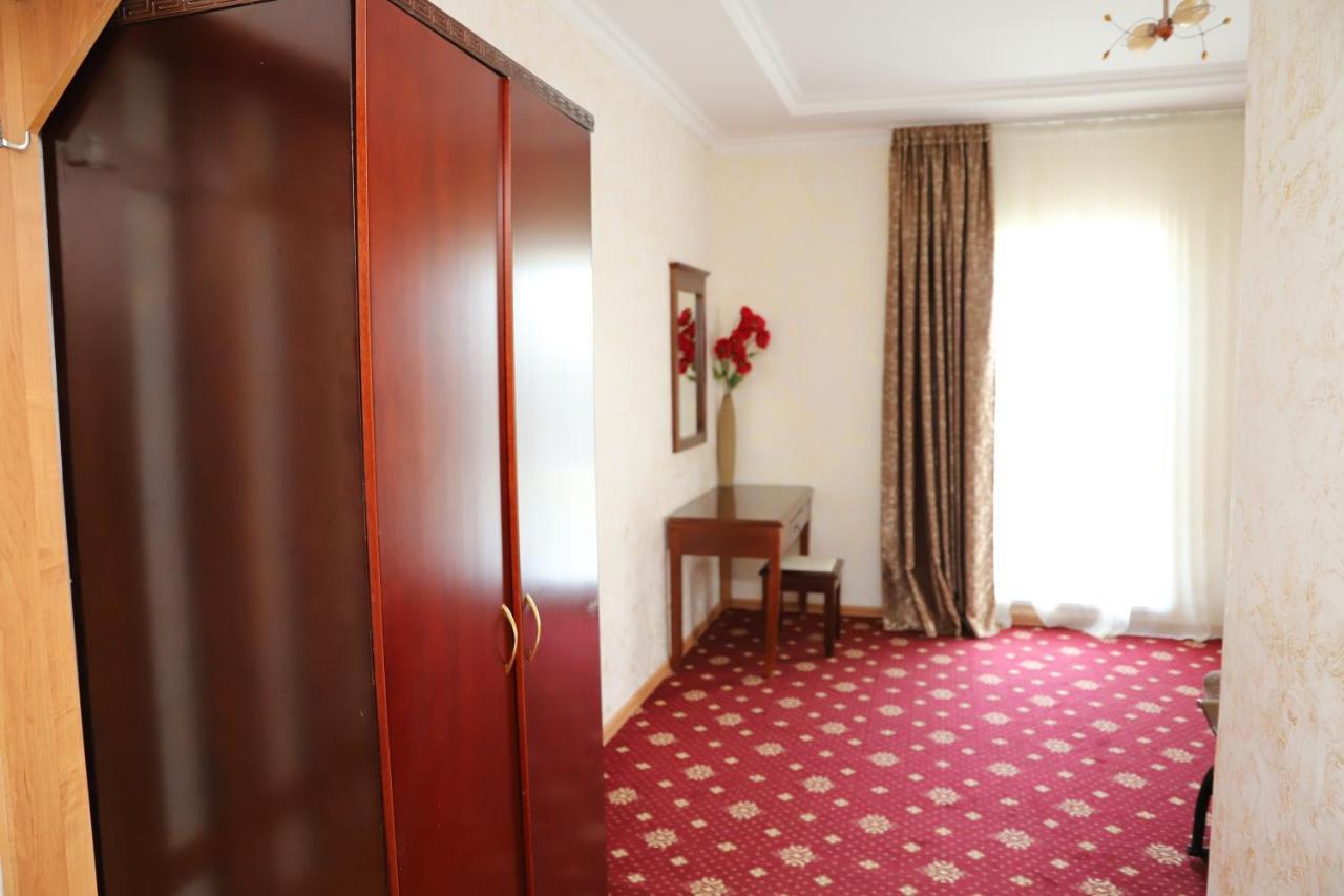 Hotel Eurasia Deluxe Borovoe Bagian luar foto